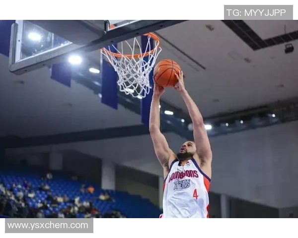 广州龙狮与日本球队精彩对决录像回顾及赛后分析